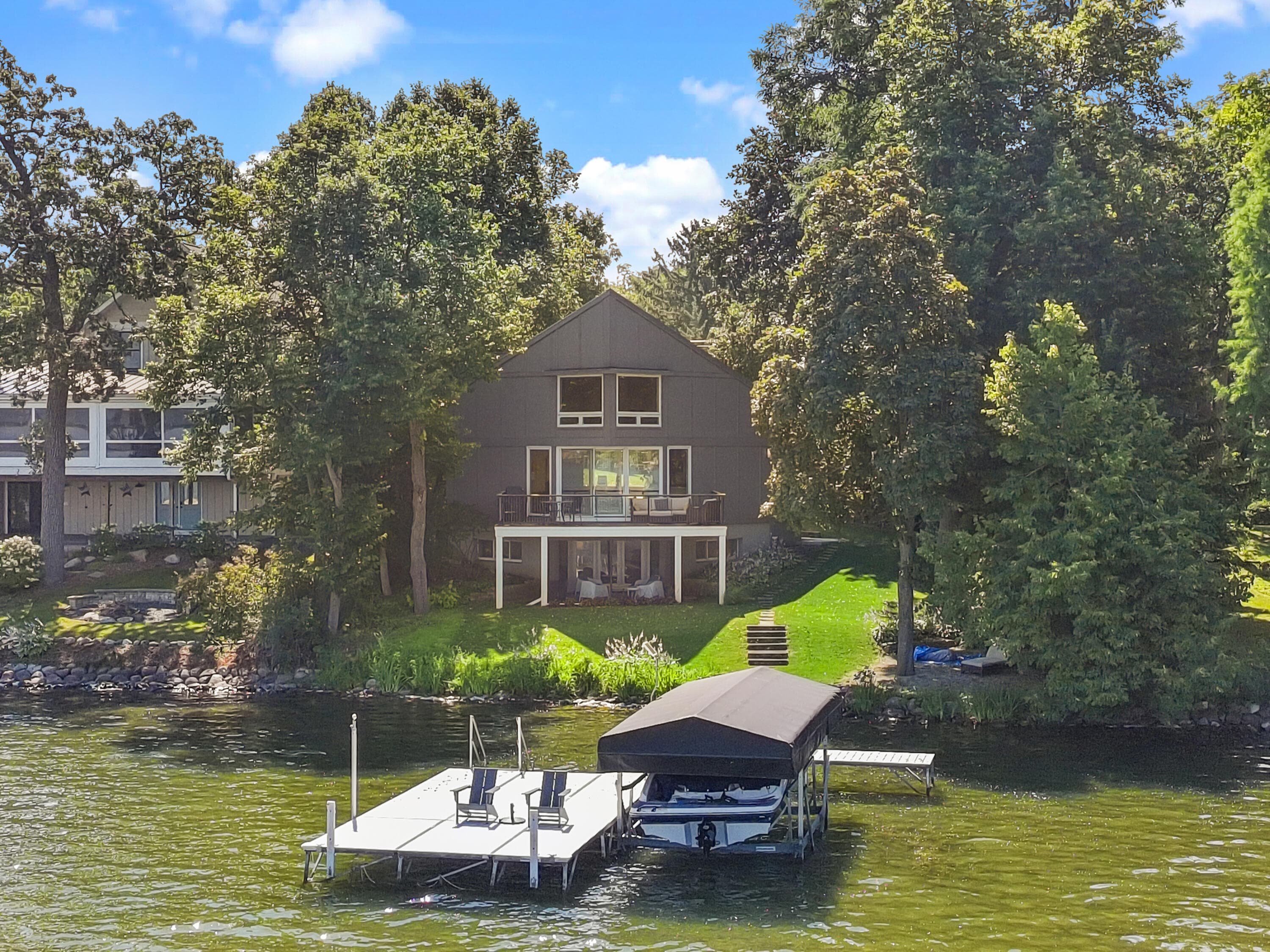 3015 E Lake Shore Dr, Twin Lakes, Wisconsin