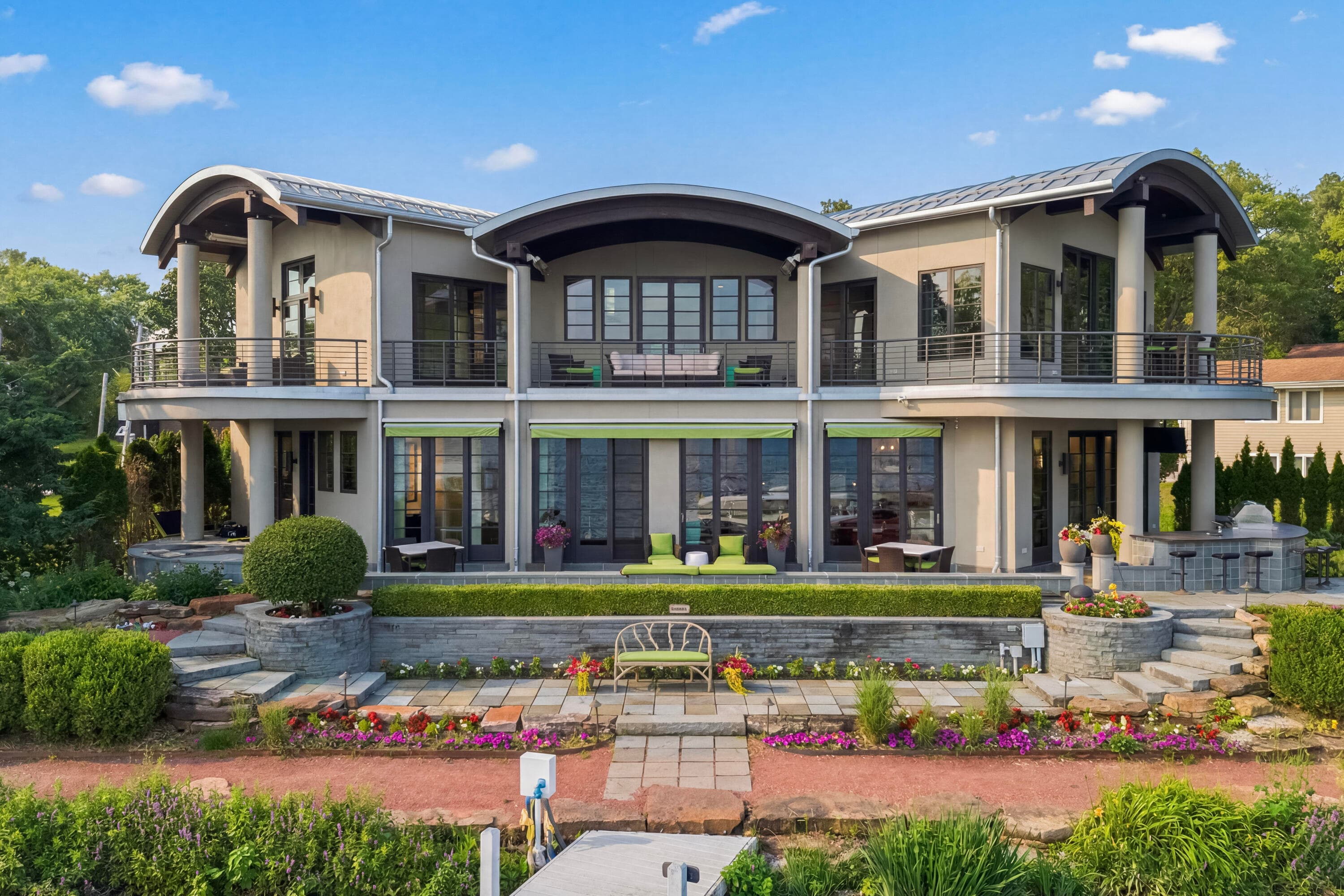 501 E Geneva St, Williams Bay, Wisconsin