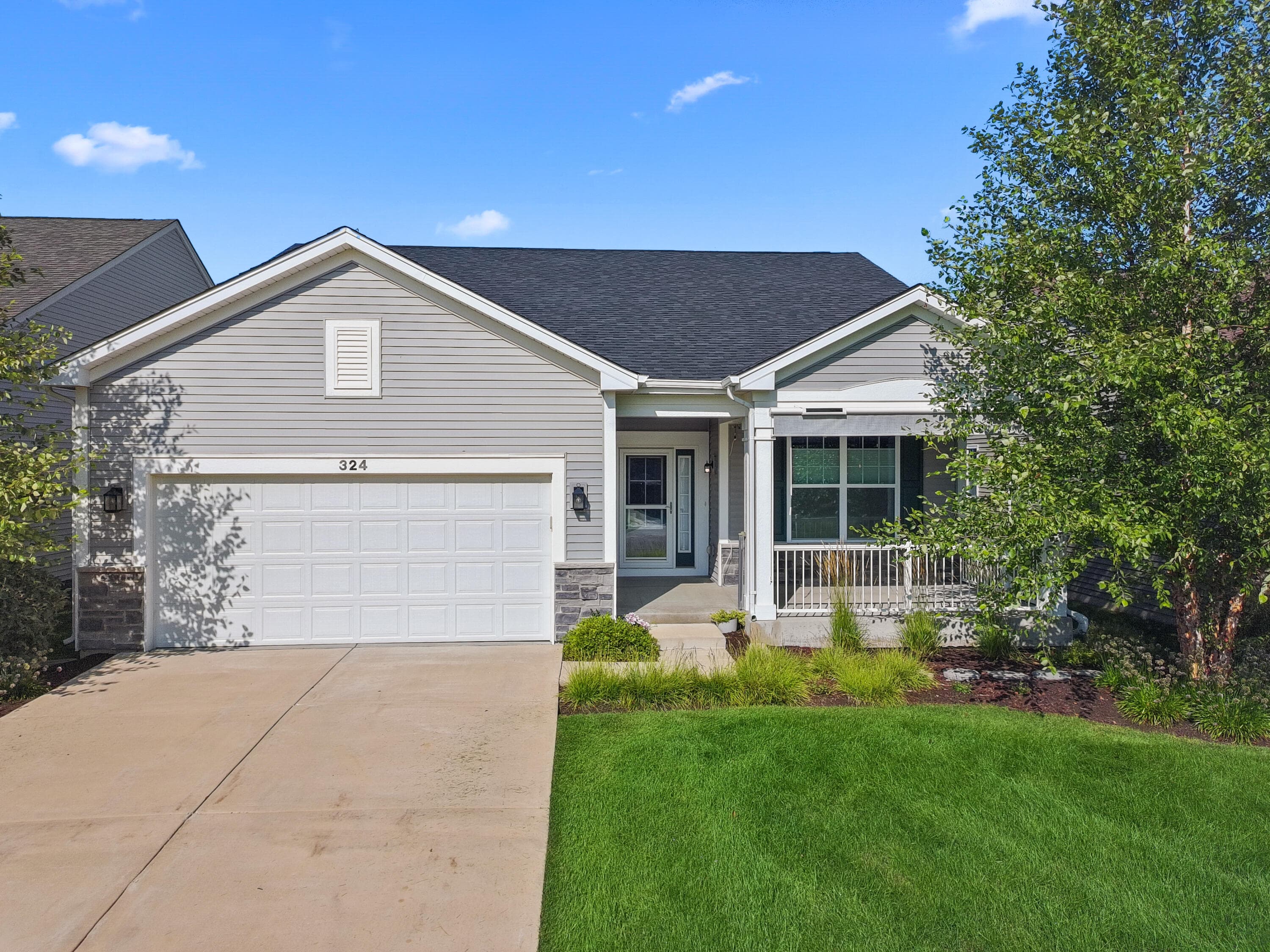 324 Gallant Dr, Lake Geneva, Wisconsin