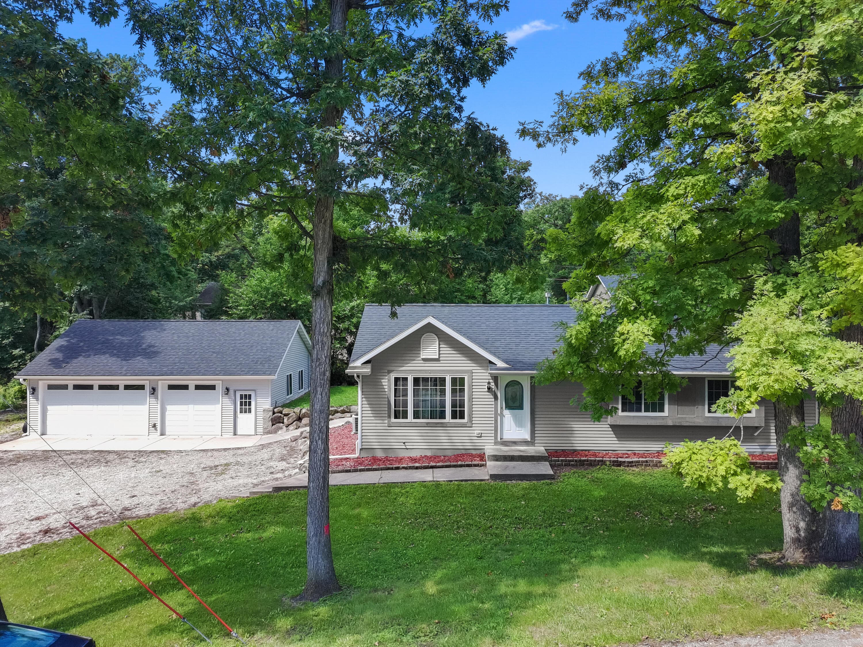 N3341 Iris Rd, Geneva, Wisconsin