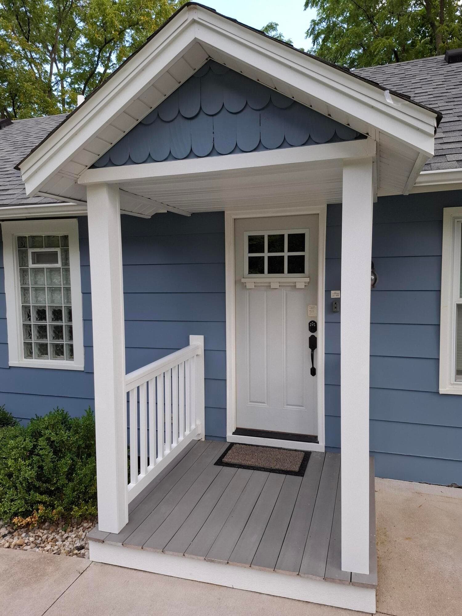 1308 E Lake Shore Dr, Twin Lakes, Wisconsin