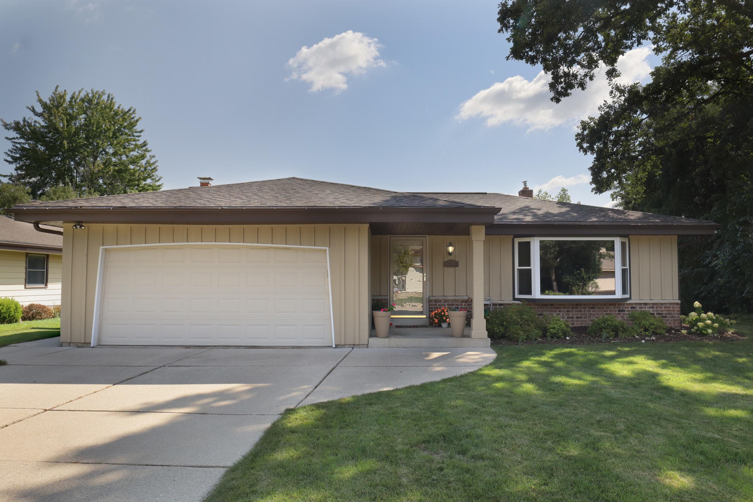 5000 S 65th St, Greenfield, Wisconsin