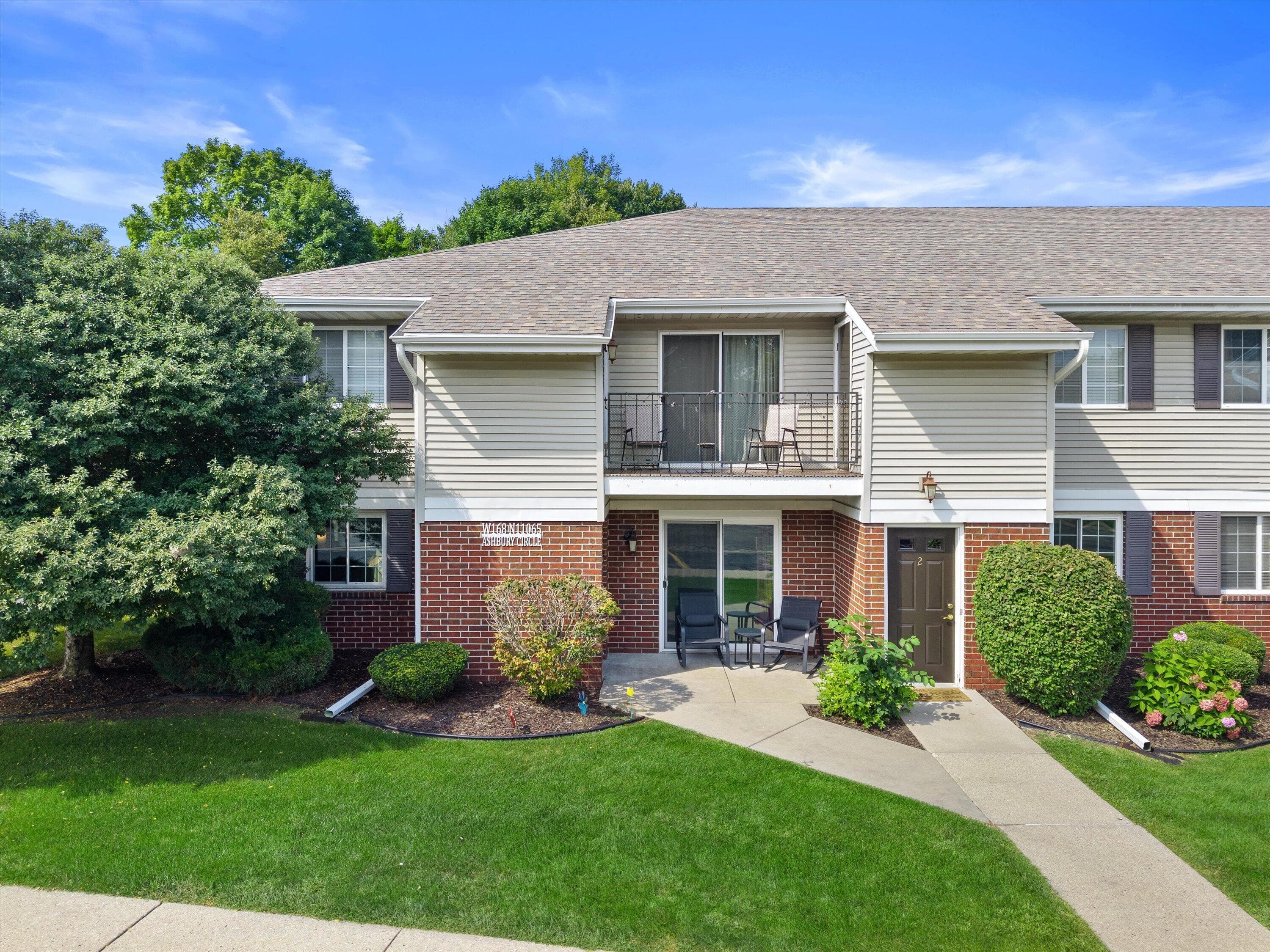 W168N11065 Ashbury Cir, Germantown, Wisconsin, 53022
