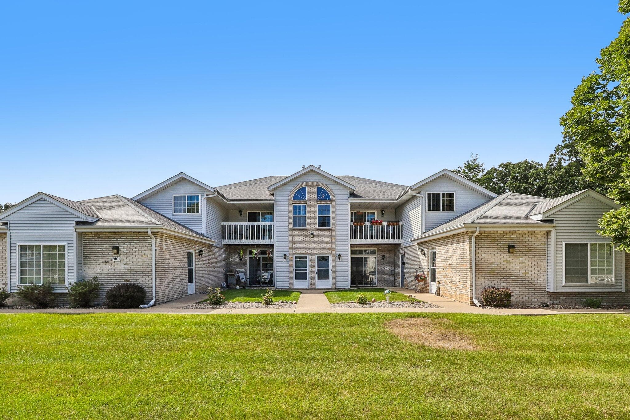 9101 S Aspen Dr, Oak Creek, Wisconsin, 53154