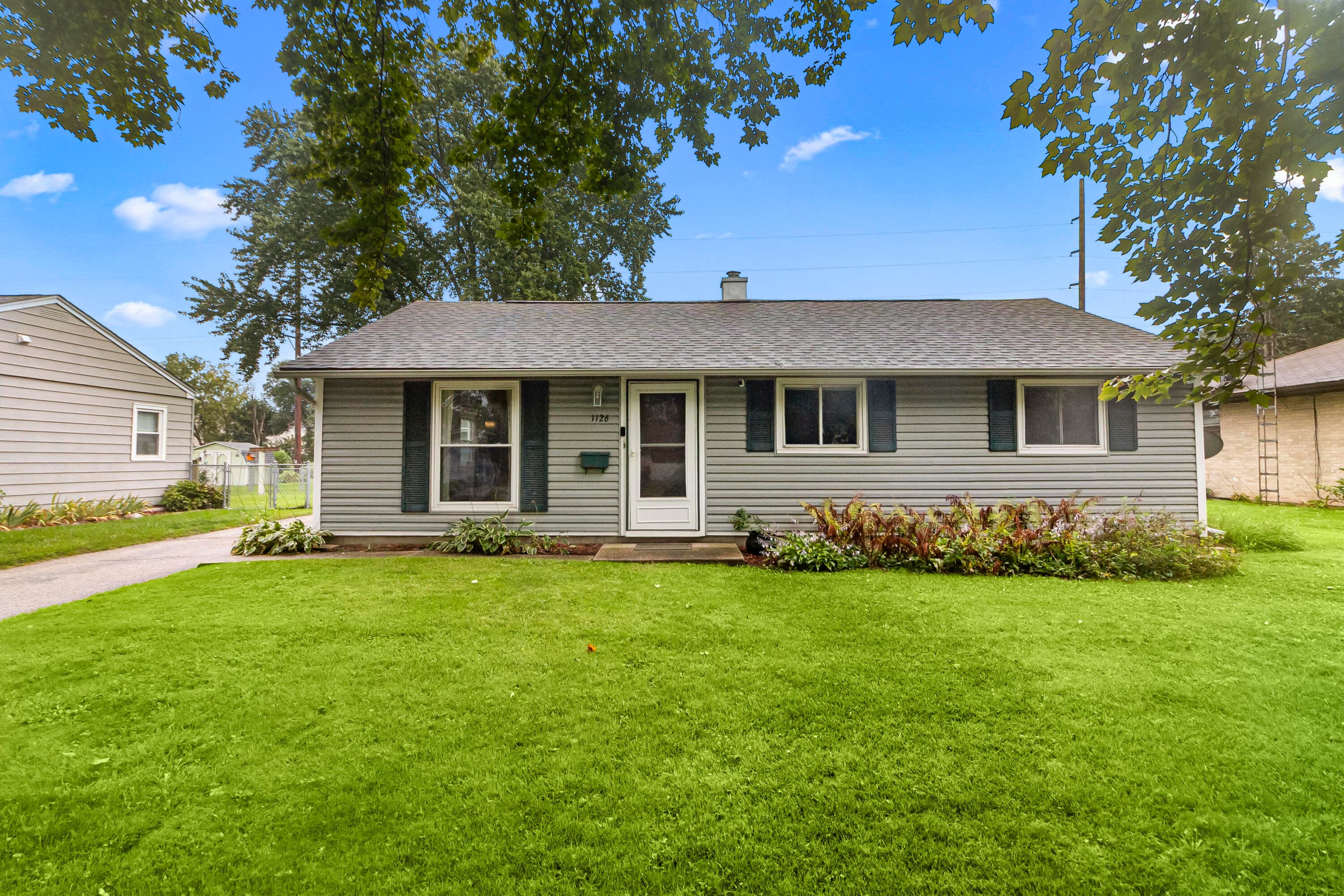 1126 E Wisconsin St, Delavan, Wisconsin