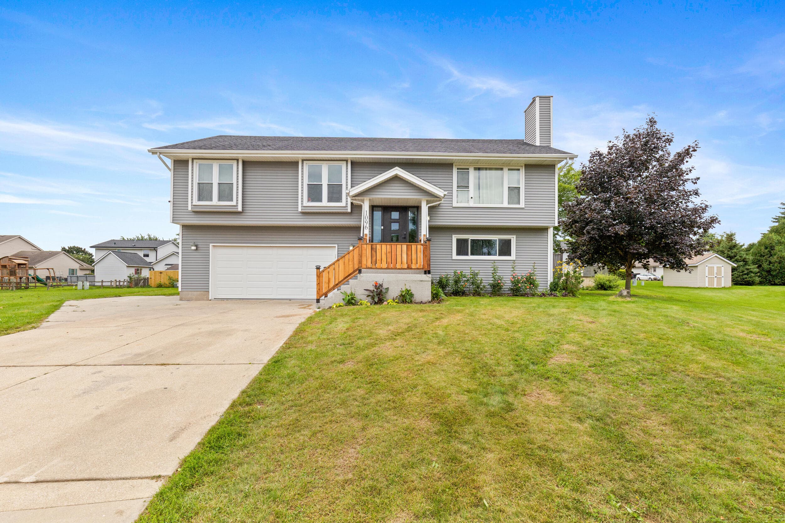 1096 E Libby Ct, Oak Creek, Wisconsin, 53154