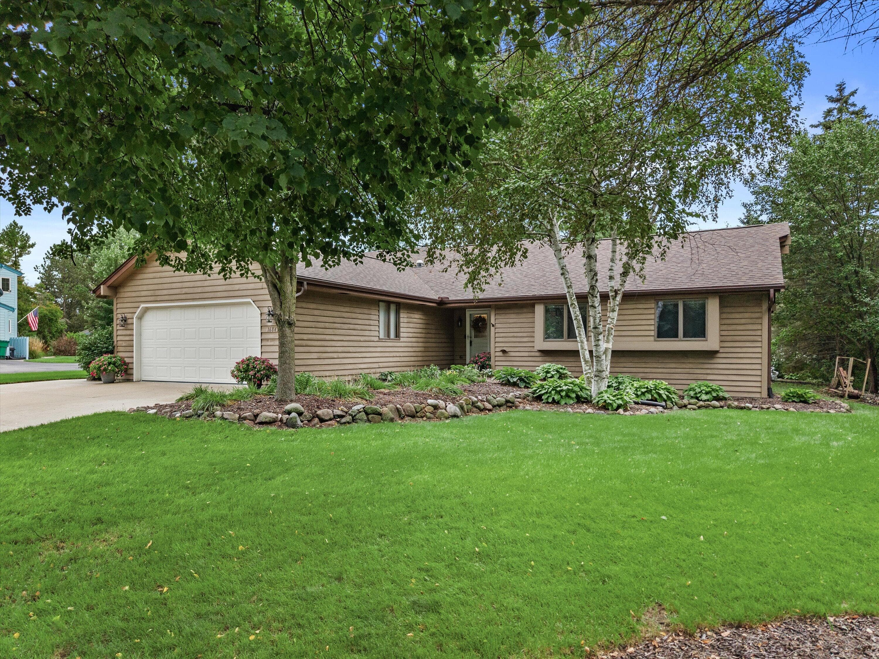 N104W16845 Thornapple Row, Germantown, Wisconsin, 53022