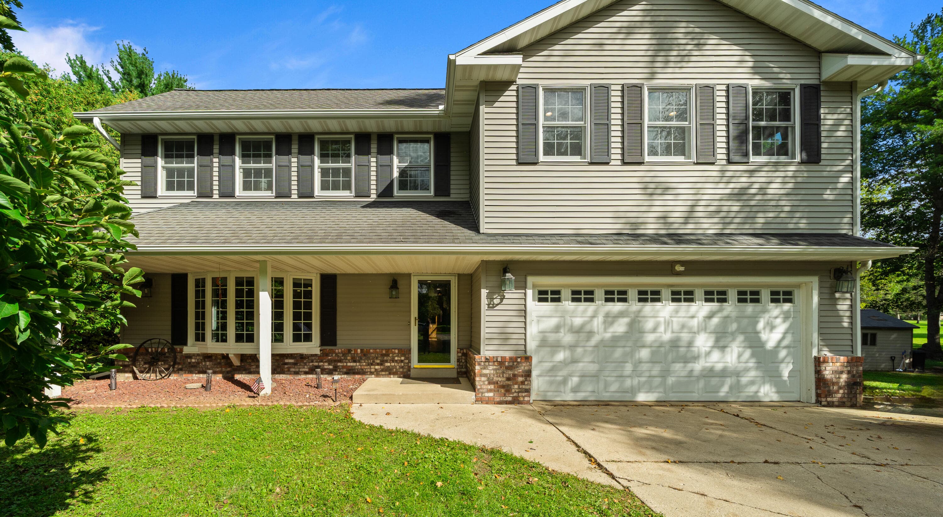 W738 Harmony Ln, East Troy, Wisconsin, 53120