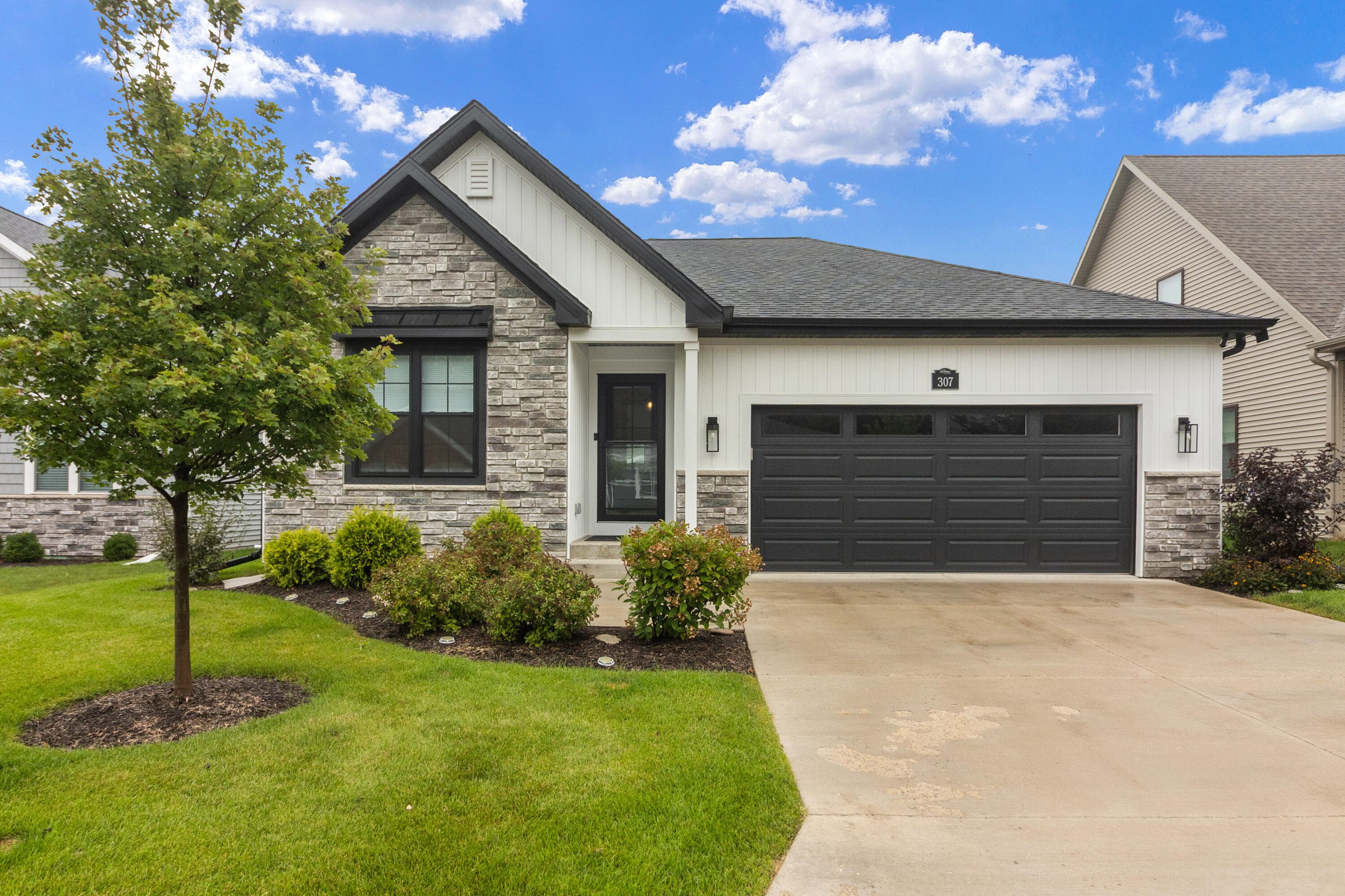 307 Evan Dr, Lake Geneva, Wisconsin, 53147