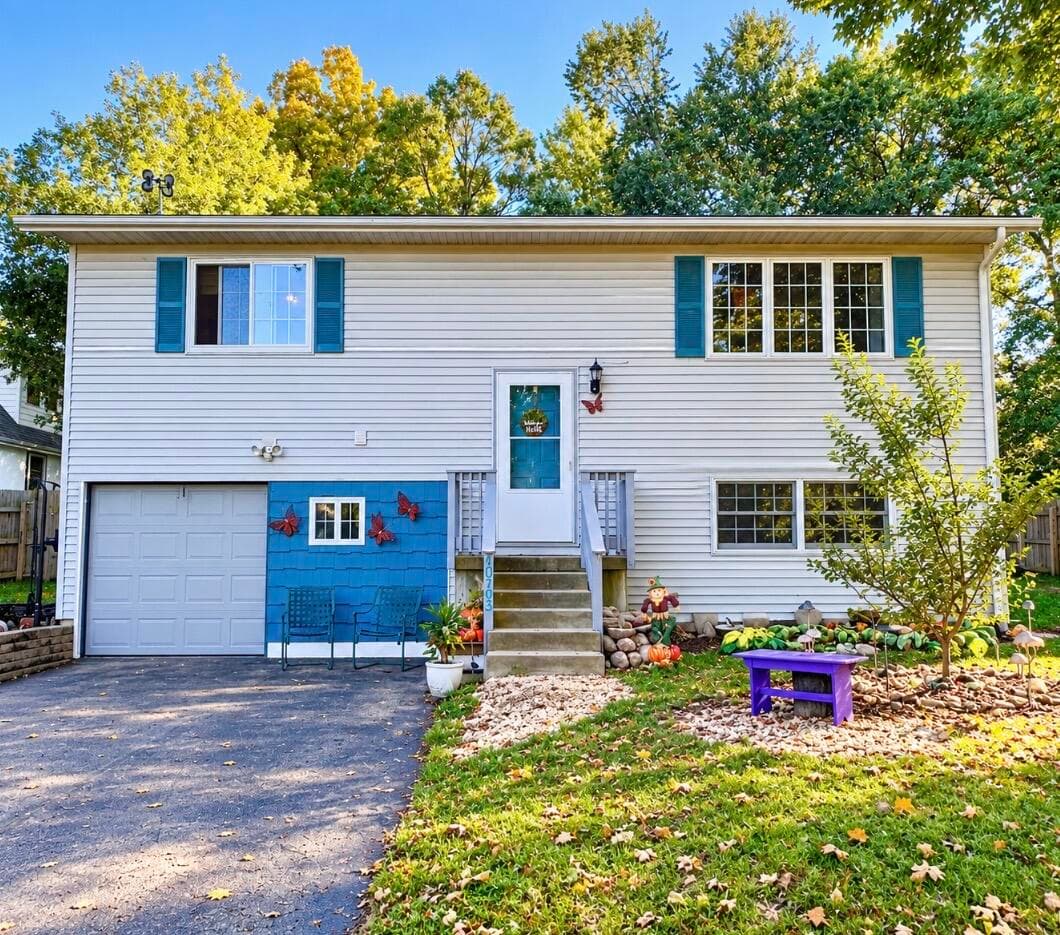 40703 102nd St, Genoa City, Wisconsin, 53128