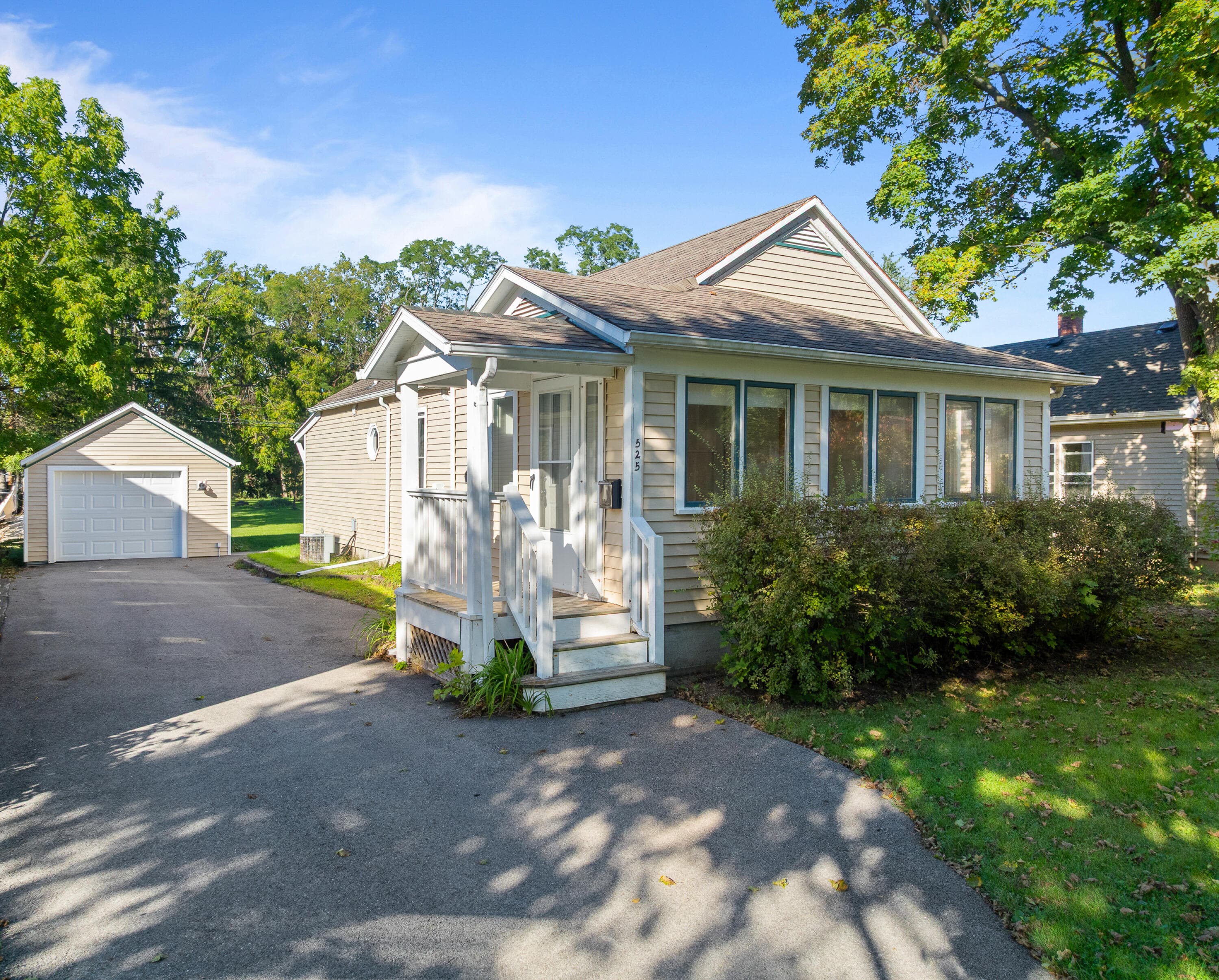 525 Spring St, Lake Geneva, Wisconsin, 53147