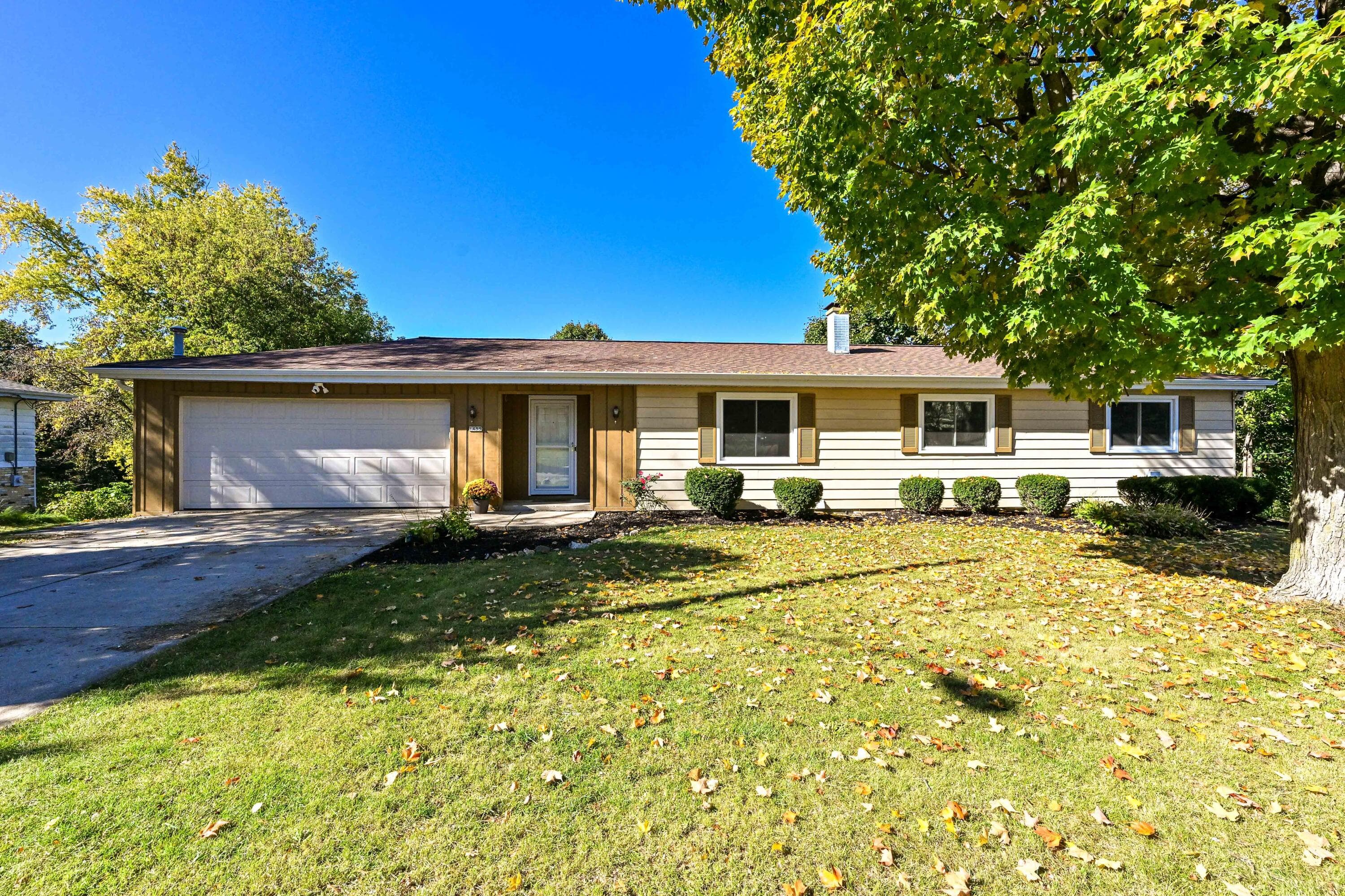1455 16th Ave, Grafton, Wisconsin, 53024