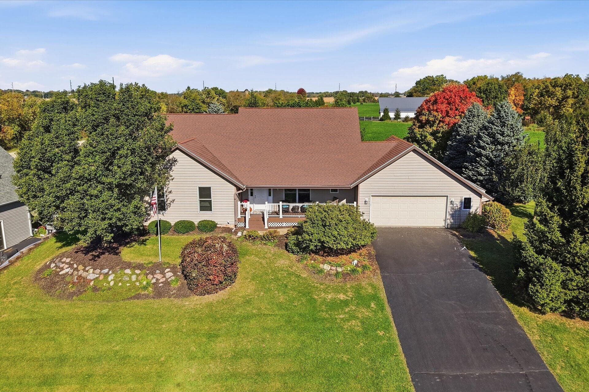 1556 Fox Run Dr, Twin Lakes, Wisconsin, 53181
