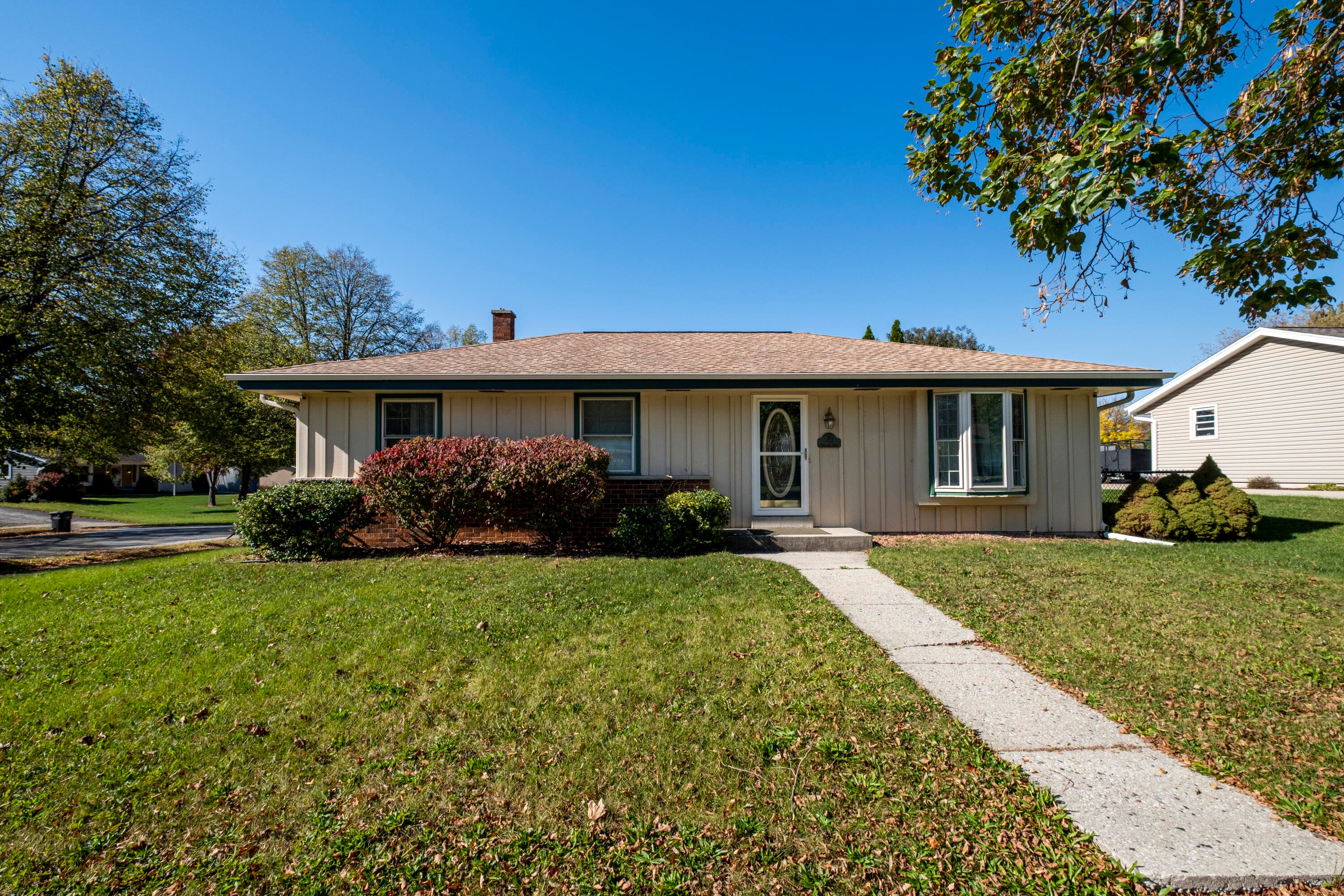 1102 Fairlane Ct, Waukesha, Wisconsin, 53188