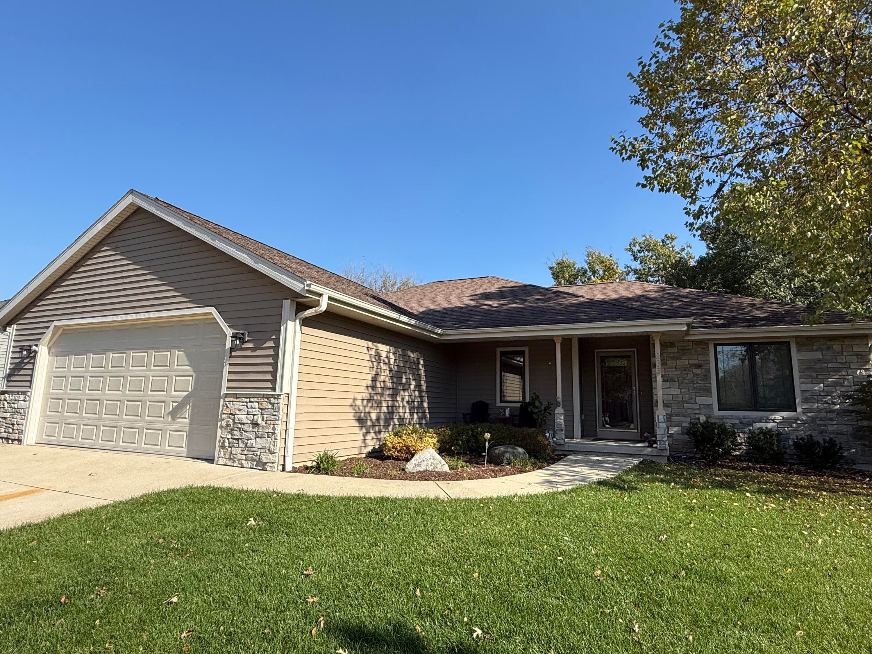 833 Hudson Trl, Lake Geneva, Wisconsin, 53147