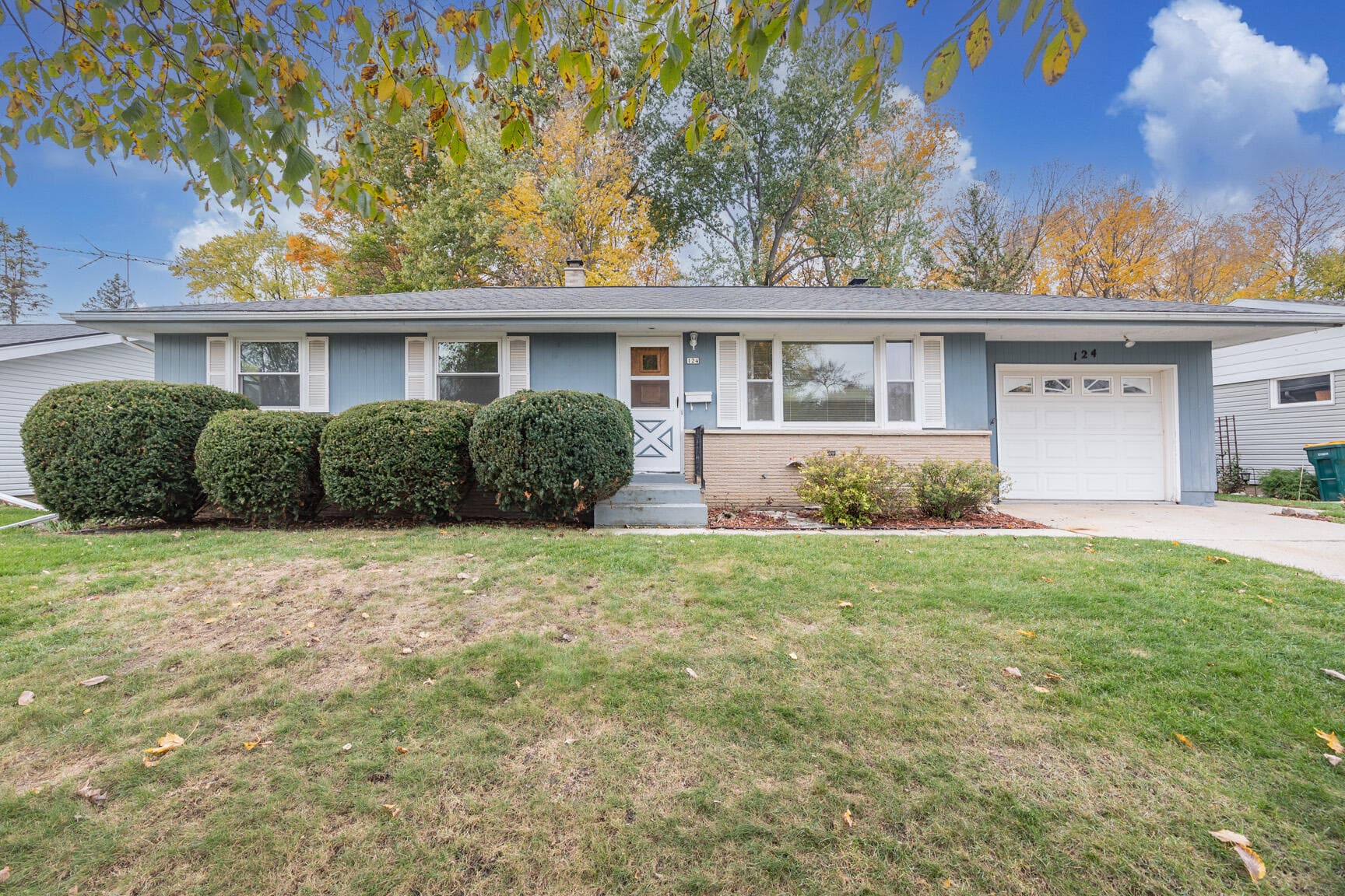 124 N 16th Ave, West Bend, Wisconsin, 53095