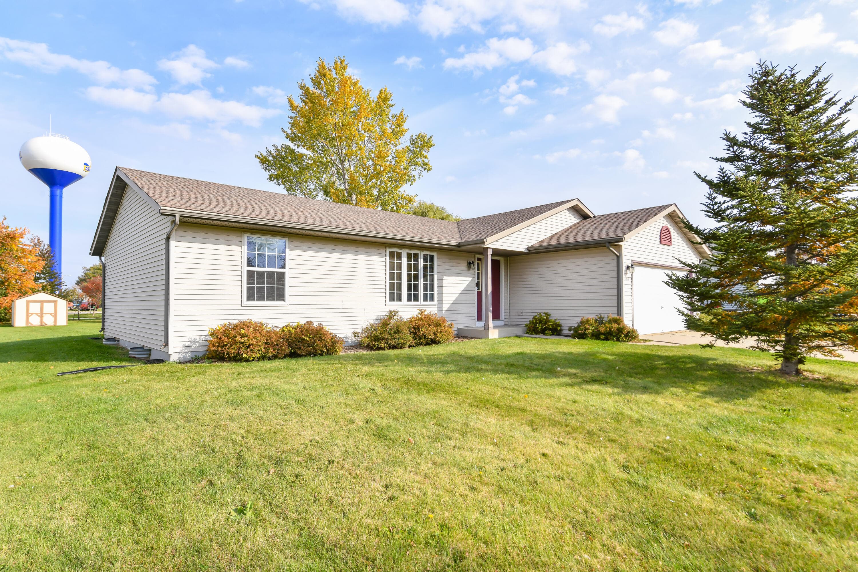 1419 Whispering Pines Dr, Delavan, Wisconsin, 53115