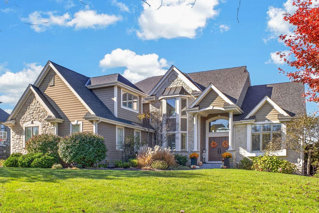 1187 Mary Hill Cir, Hartland, Wisconsin, 53029