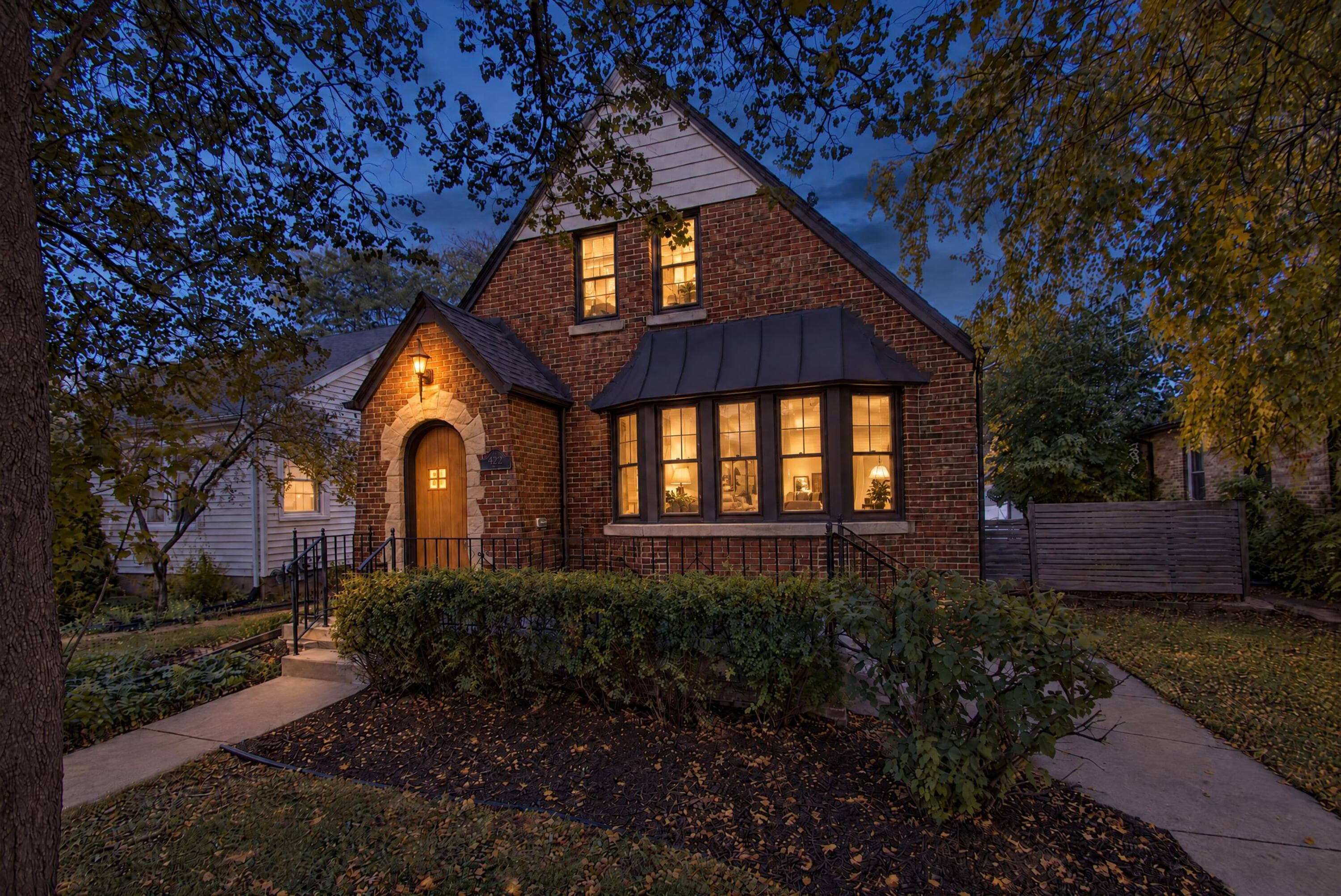 2322 S 57th St, West Allis, Wisconsin, 53219