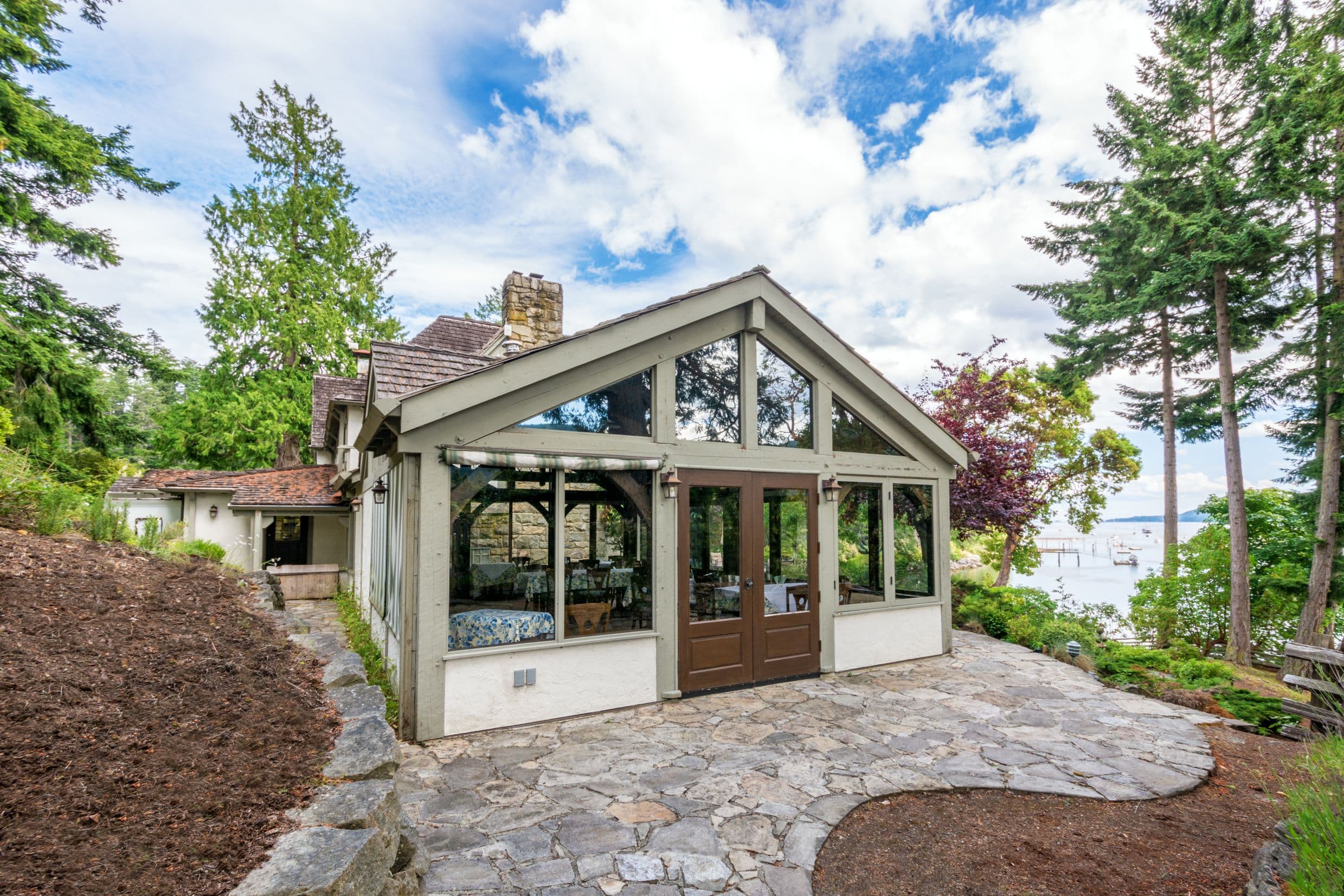 What You Need to Know Before Buying a Home on Lake Beulah