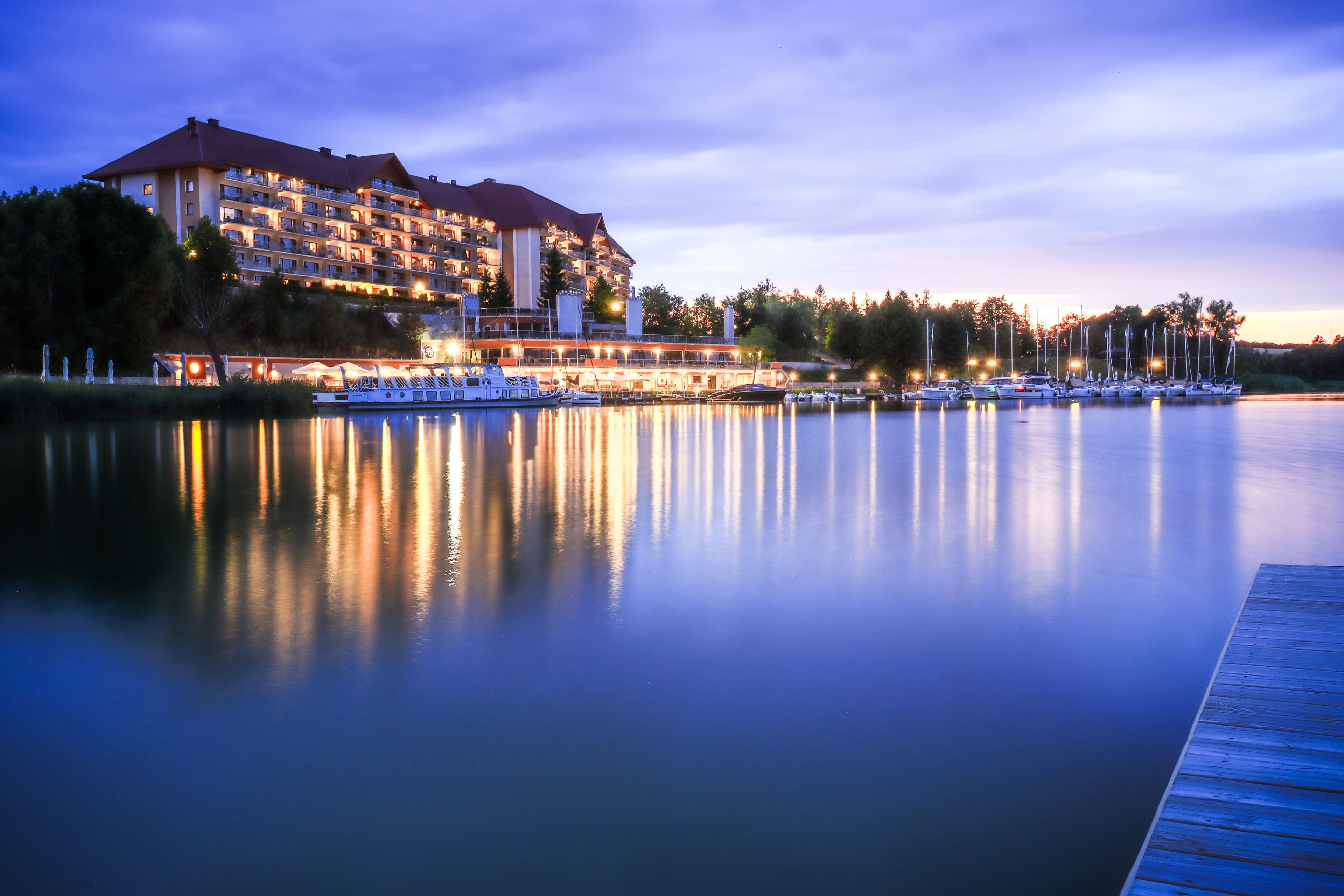 7 Best Lake Como, WI Hotels Near Lake Geneva
