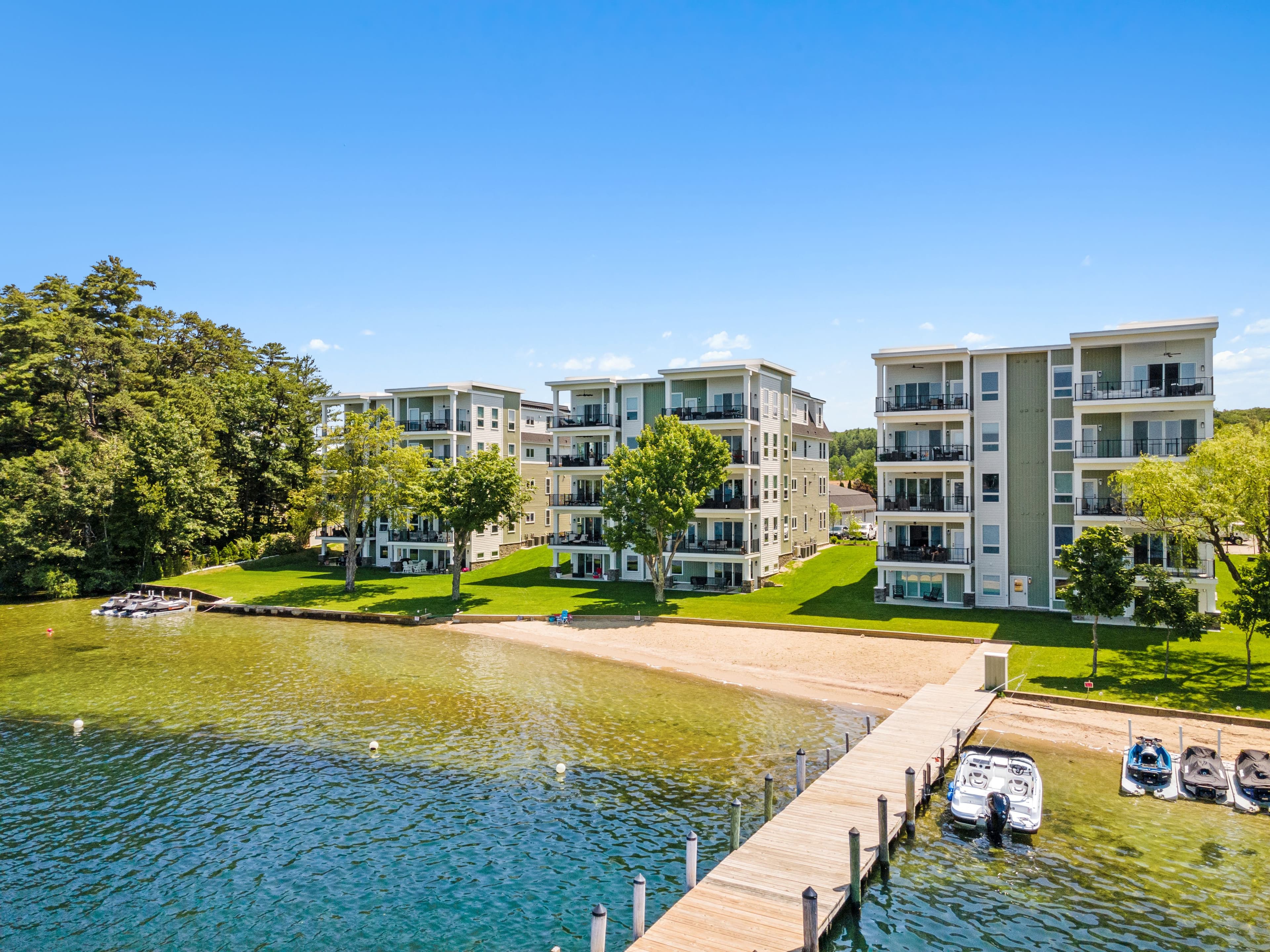 Lake Geneva Condos: The Smart Investor's Guide to Waterfront Properties
