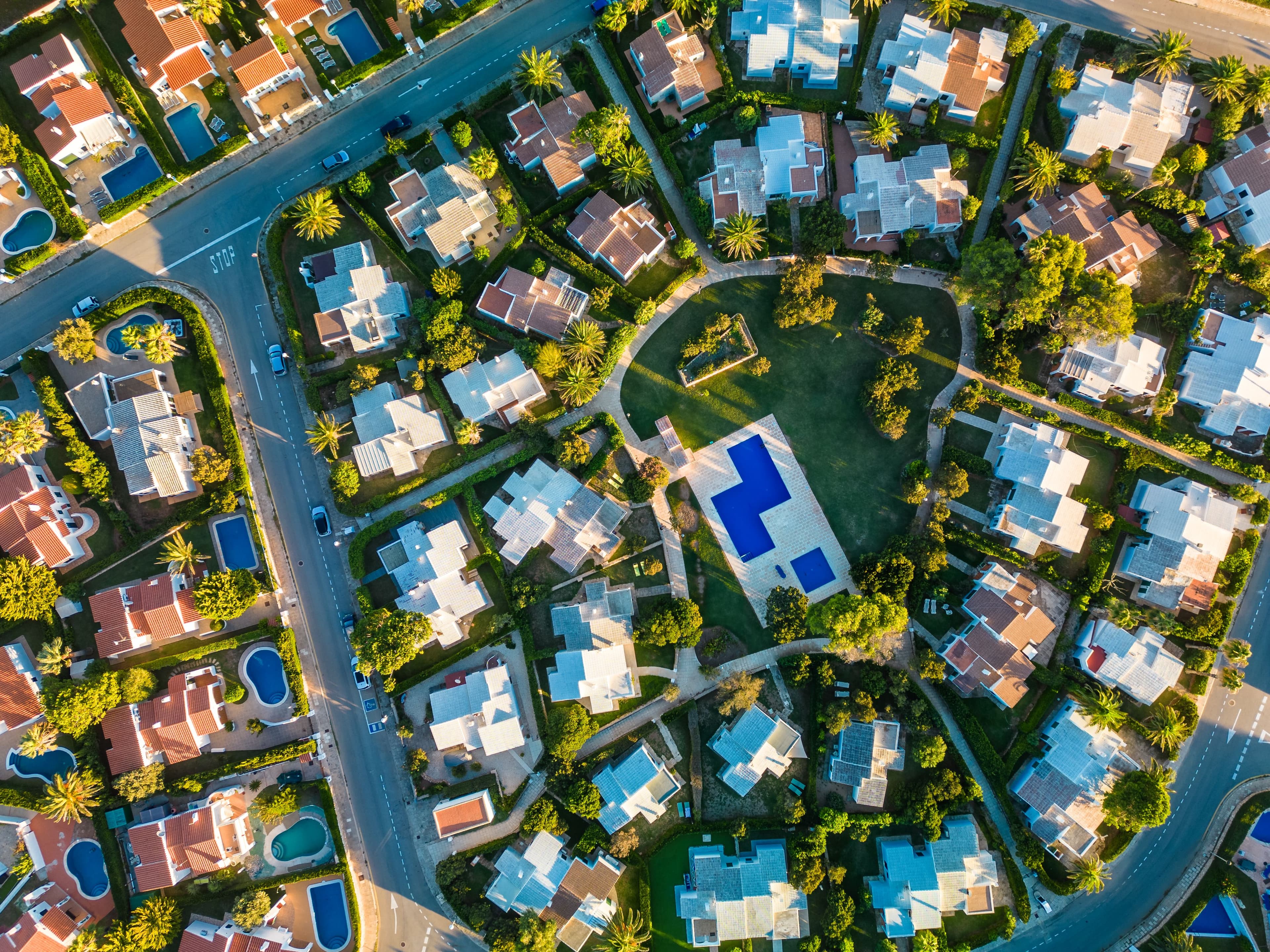 The Appeal of Gated Communities in the Geneva Lakes Area