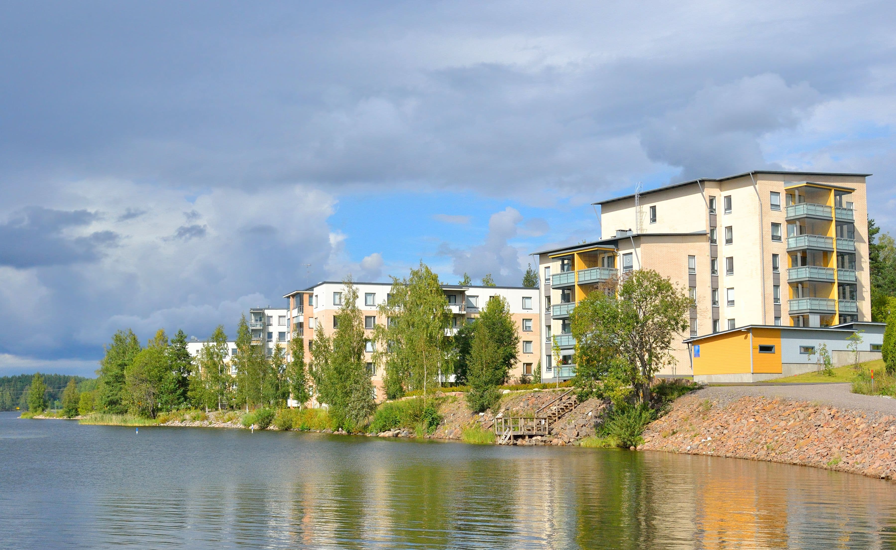 Lake Geneva Condos for Sale: Why Waterfront Properties Hold Value
